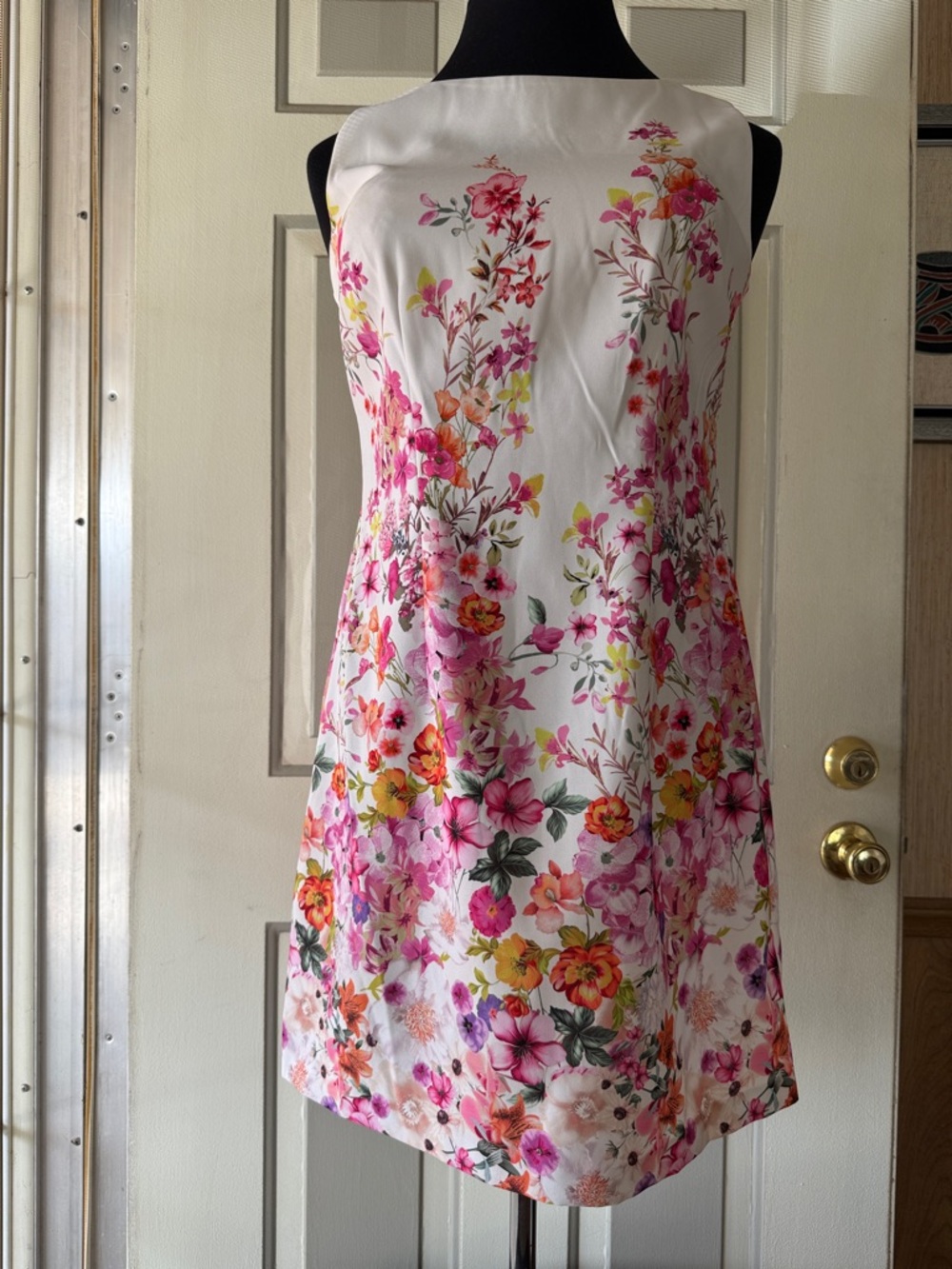 Brannan Women’s Size 12 Floral Sleeveless Dress White & Pink Zip back